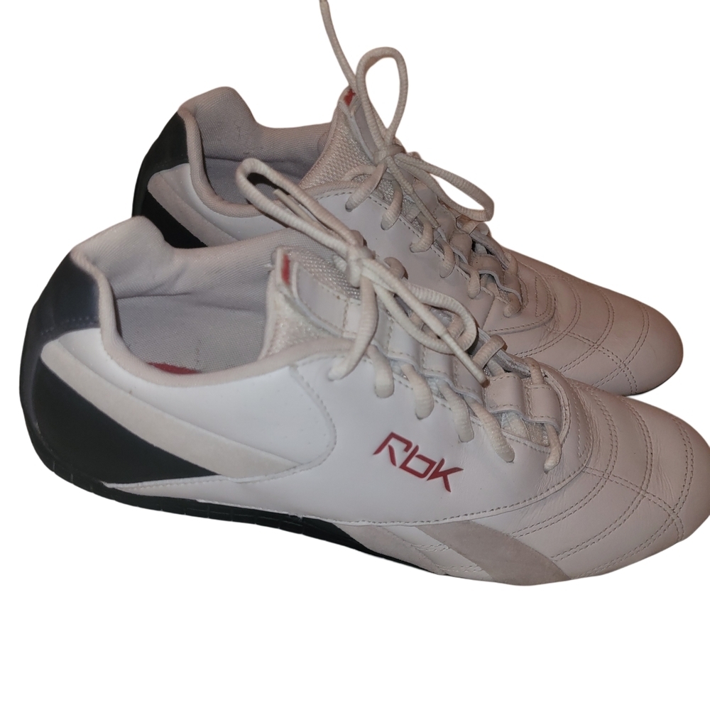 Men's Rbk White Sneakers With Red Accents Size 9